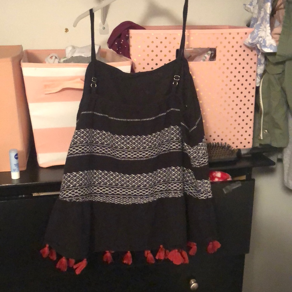 Black tank w tassels! - Picture 2 of 2